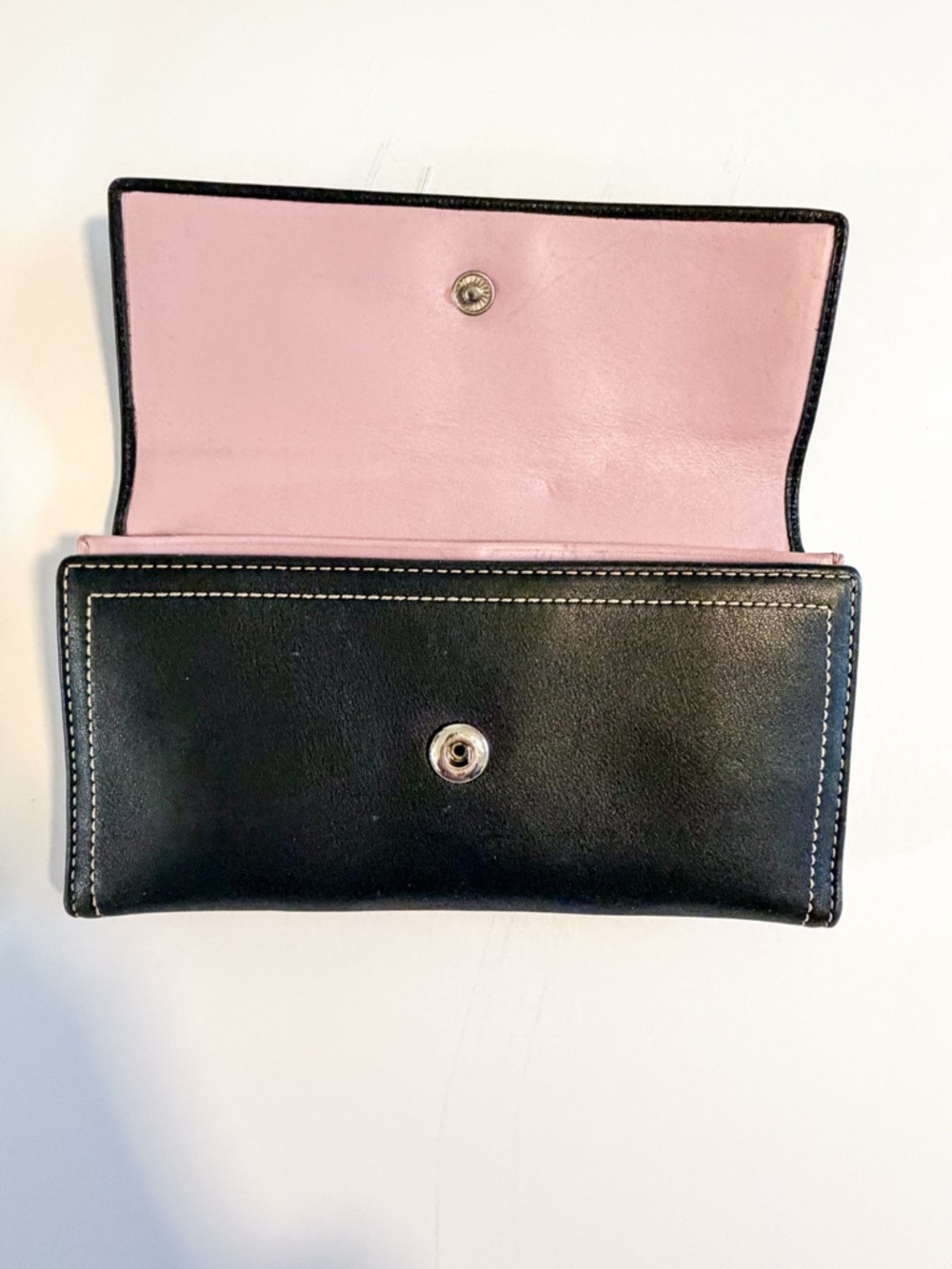Coach Black Leather Long Wallet Pink Interior Snap Closure Checkbook Style - Picture 5 of 11